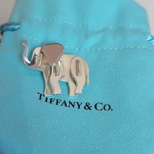 Tiffany & co Save The Wild Collection sterling silver Elephant Brooch tzavorite